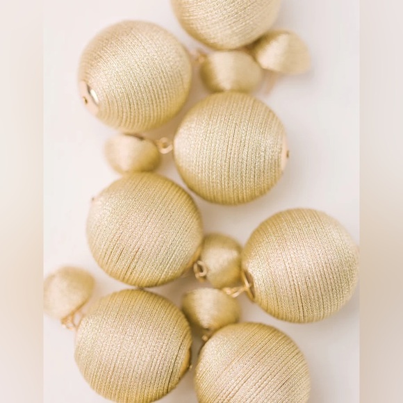 NEW Chic gold woven Pom Pom earrings - Picture 2 of 2